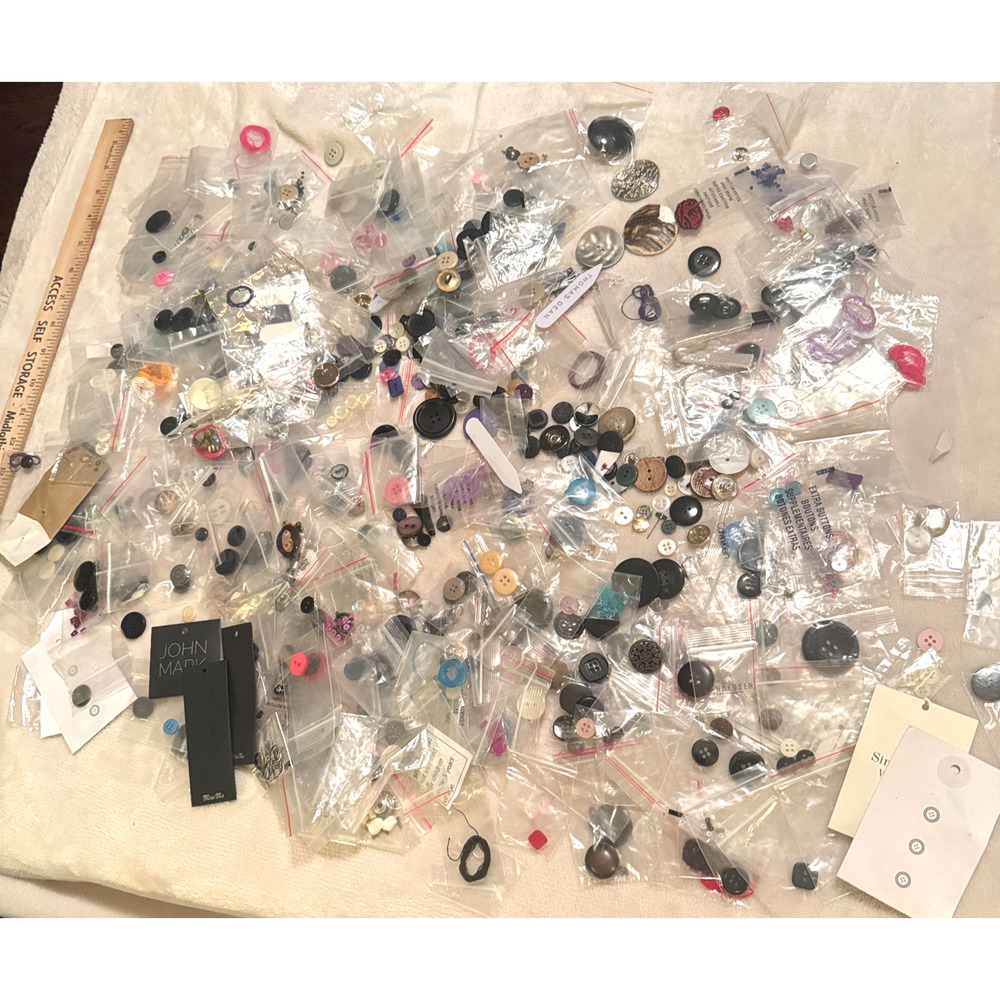 Modern Buttons Huge lot Multi-colors/Materials/Shapes/Types extra replacement‎